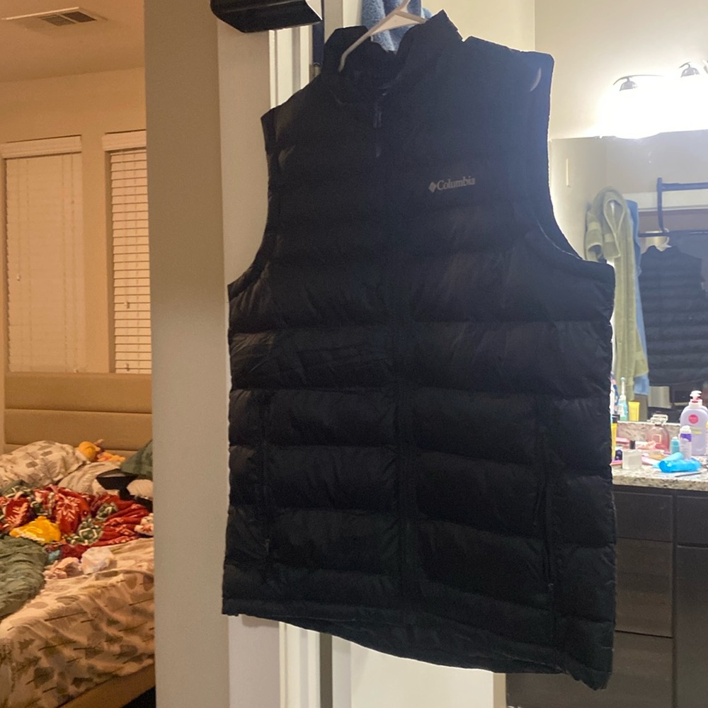 Columbia Puffer Vest